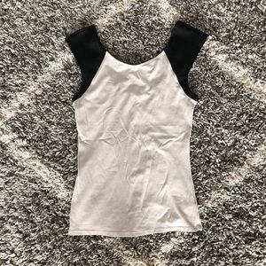 Express sleeveless Shirt